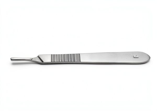 Scalpel Blades 100 Pack #10 with Handles #3 #4 Cynamed Sterile Set-1